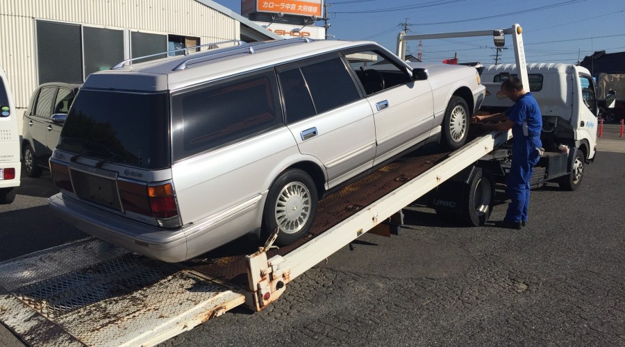 クラウンワゴン、カスタム始動！