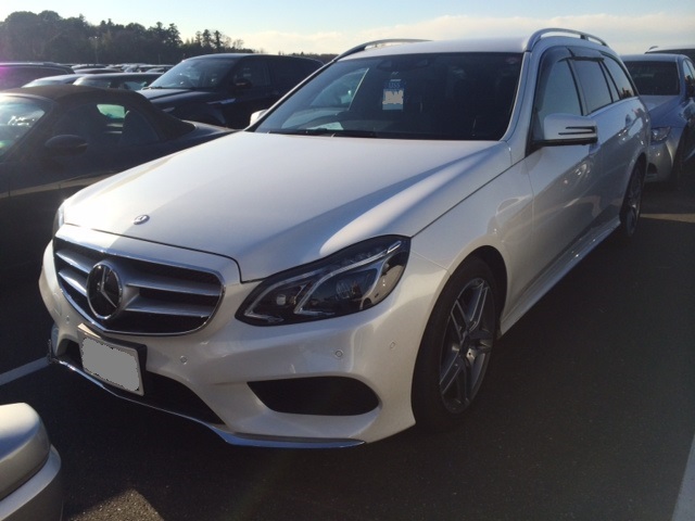 ベンツ Ｅクラスワゴン、入庫します！